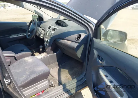 2007 Toyota Yaris из США, поврежденный, VIN JTDBT903371132740